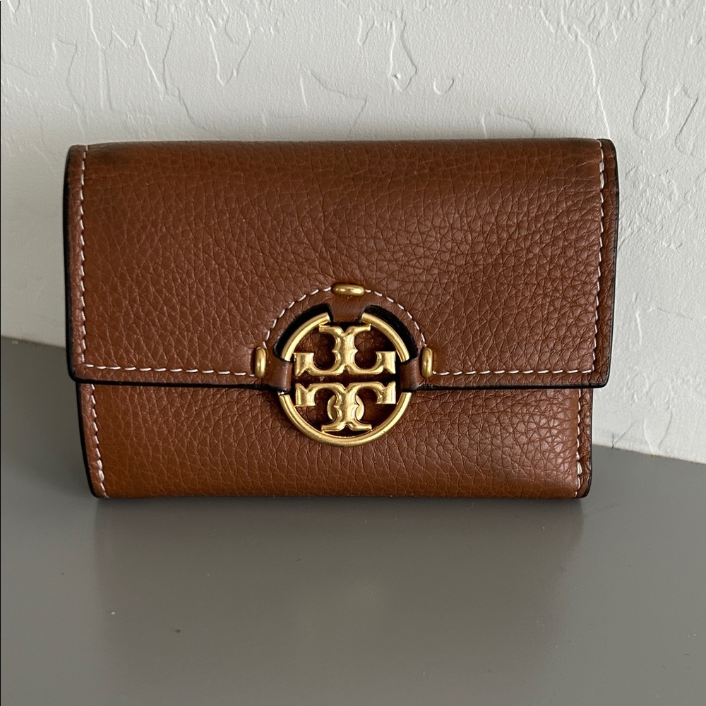 Tory Burch Tan Leather Wallet with Gold Logo